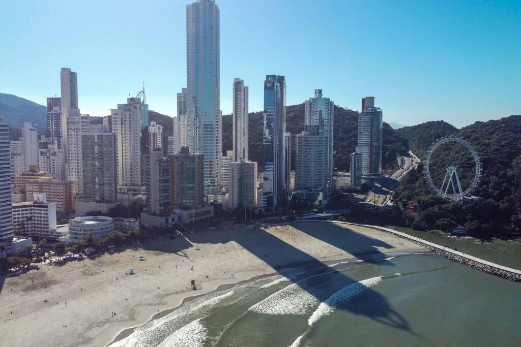 Ap Balneario Camboriu - Proximo Roda Gigante Esterno foto